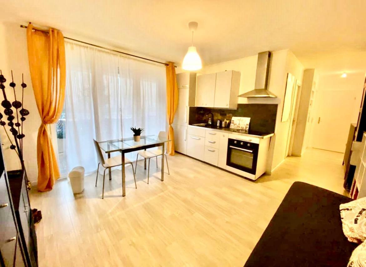 La Suite De Mathilde Disneyland Paris Монтеврен Екстериор снимка